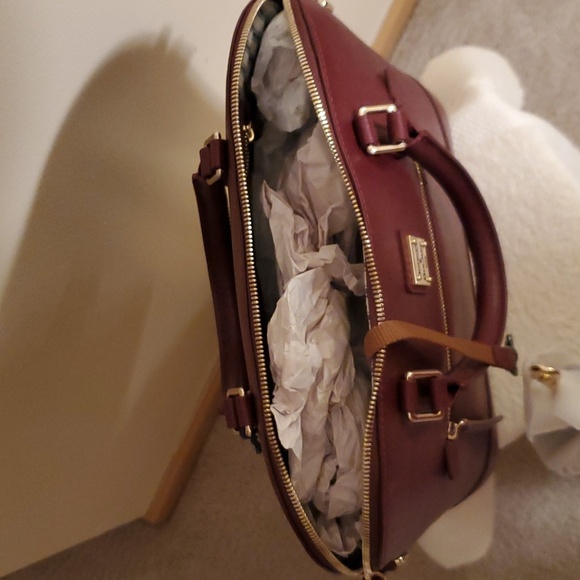 Dooney & Bourke Shoulder Bag - Picture 6 of 12